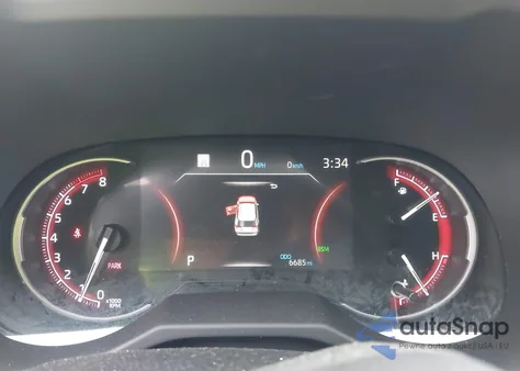 2025 Toyota Rav4 Xle z USA, uszkodzony, nr VIN 2T3P1RFV2SW563682